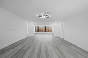 10171 NW 24th St, Sunrise, FL 33322 - Photo 12