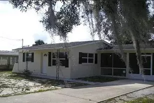 124 Hallmark Ave, Lake Placid, FL 33852 - Photo 2