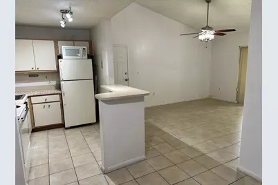 7200 NW 179th St #311, Hialeah, FL 33015 - Photo 4