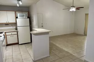 7200 NW 179th St, Hialeah, FL 33015 - Photo 4
