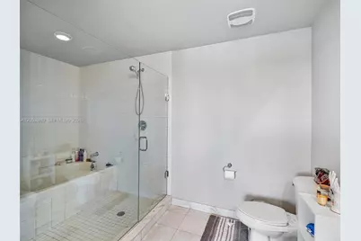 888 Biscayne Blvd #309, Miami, FL 33132 - Photo 16