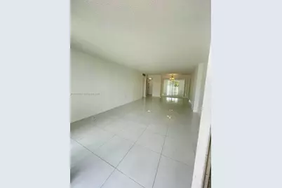 13155 Ixora Ct #201, North Miami, FL 33181 - Photo 8