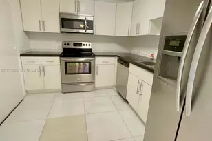 13155 Ixora Ct, North Miami, FL 33181 - Photo 2