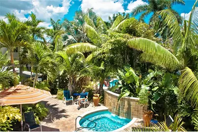 2209 NE 26th St, Wilton Manors, FL 33305 - Photo 1