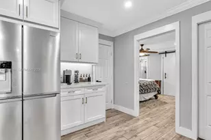 8754 SW 50th Pl, Cooper City, FL 33328 - Photo 14
