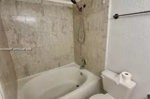 10670 SW 156th Pl, Miami, FL 33196 - Photo 6