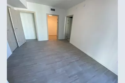1000 Brickell Plaza #3309, Miami, FL 33131 - Photo 10