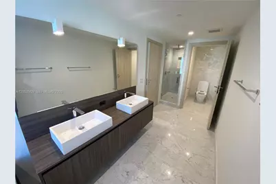1000 Brickell Plaza #3309, Miami, FL 33131 - Photo 14