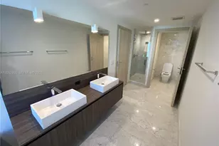 1000 Brickell Plaza, Miami, FL 33131 - Photo 14