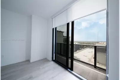 55 SW 9th St #3207, Miami, FL 33130 - Photo 16