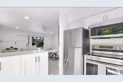 333 Palm St, Hollywood, FL 33019 - Photo 16