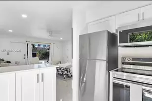 333 Palm St, Hollywood, FL 33019 - Photo 16