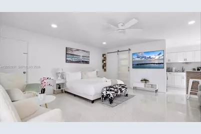 333 Palm St, Hollywood, FL 33019 - Photo 10