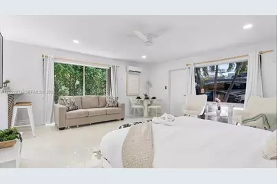333 Palm St, Hollywood, FL 33019 - Photo 8