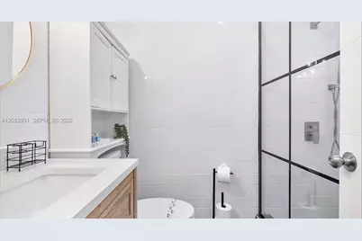 333 Palm St, Hollywood, FL 33019 - Photo 12