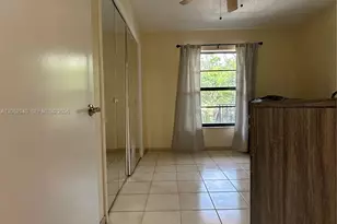 200 Gate Rd, Hollywood, FL 33024 - Photo 8