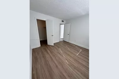 488 NW 165th St Rd #B-616, Miami, FL 33169 - Photo 12