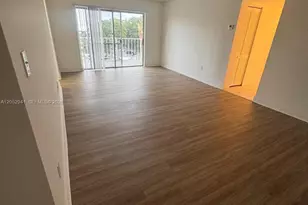 488 NW 165th St Rd, Miami, FL 33169 - Photo 2