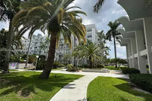 488 NW 165th St Rd, Miami, FL 33169 - Photo 16