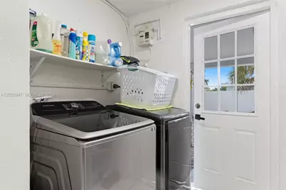 7933 Madeira St, Miramar, FL 33023 - Photo 18