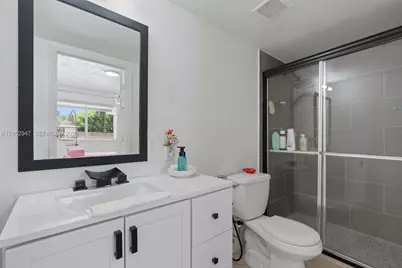 7933 Madeira St, Miramar, FL 33023 - Photo 20
