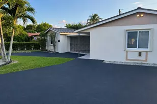 1430 SW 102nd Ct, Miami, FL 33174 - Photo 2