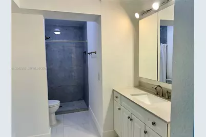 7401 SW 82nd St #303S, Miami, FL 33143 - Photo 10