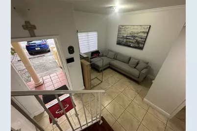 7423 NW 182nd St #7423, Hialeah, FL 33015 - Photo 10