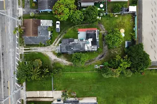 765 W 23rd St, Hialeah, FL 33010 - Photo 4