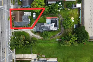 765 W 23rd St, Hialeah, FL 33010 - Photo 8