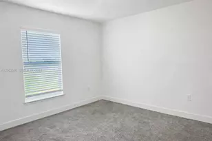 2711 20th St SW, Lehigh Acres, FL 33976 - Photo 8