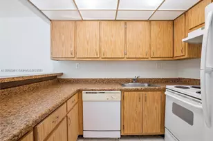 5801 Washington St, Hollywood, FL 33023 - Photo 10
