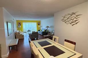 5961 N Falls Cir Dr, Lauderhill, FL 33319 - Photo 6