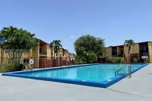 13721 SW 84th St, Miami, FL 33183 - Photo 8