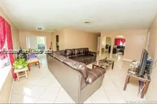 5333 NW 18th St, Lauderhill, FL 33313 - Photo 4