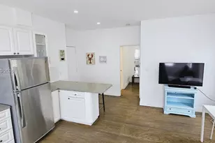 842 Meridian Ave, Miami Beach, FL 33139 - Photo 4