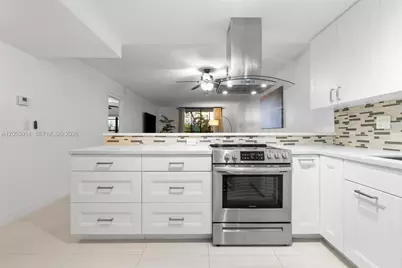 600 Three Islands Blvd #317, Hallandale Beach, FL 33009 - Photo 4