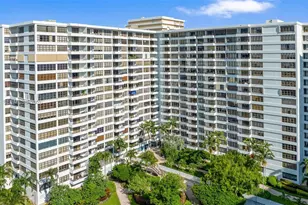 600 Three Islands Boulevard, Hallandale Beach, FL 33009 - Photo 44