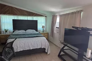 19631 NE 12th Ct, Miami, FL 33179 - Photo 2