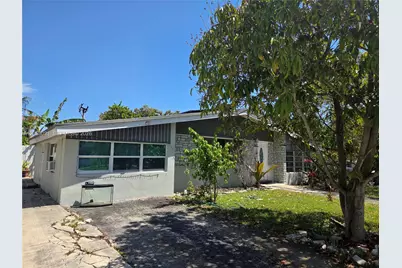 19631 NE 12th Ct #EFF, Miami, FL 33179 - Photo 1