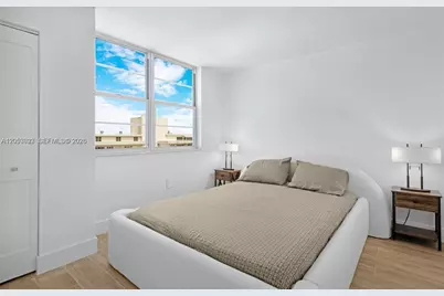 5701 Collins Ave #1707, Miami Beach, FL 33140 - Photo 10
