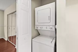 2779 SW 82nd Ave, Miramar, FL 33025 - Photo 18