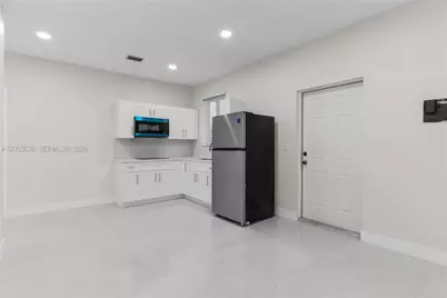 559 NW 2nd St, Florida City, FL 33034 - Photo 32