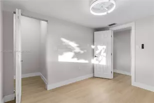 559 NW 2nd St, Florida City, FL 33034 - Photo 26