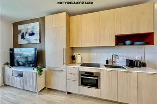 90 NE 32nd St, Miami, FL 33137 - Photo 10