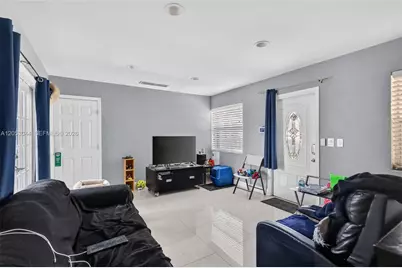 7891 Raleigh St, Hollywood, FL 33024 - Photo 10