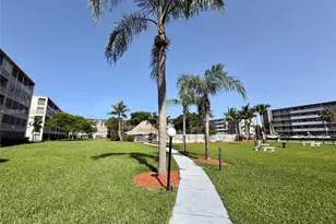 4700 Washington St, Hollywood, FL 33021 - Photo 8