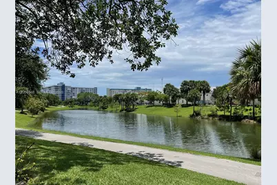 4700 Washington St #502, Hollywood, FL 33021 - Photo 18