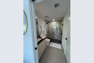 225 N Miami Ave #302, Miami, FL 33128 - Photo 8