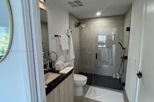 225 N Miami Ave, Miami, FL 33128 - Photo 8